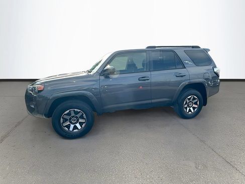 Used 2022 Toyota 4Runner TRD Off-Road AWD/4WD image 4