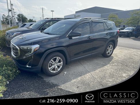 Used 2018 GMC Terrain SLE w/ Driver Convenience Package FWD image 1