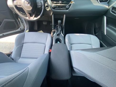 Used 2024 Toyota Corolla Cross AWD Hybrid image 11