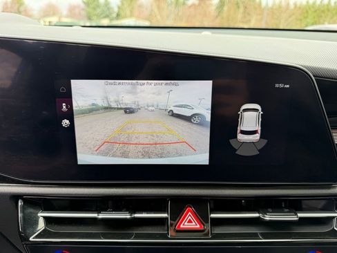 Used 2023 Kia Niro Wind w/ Wind Preserve Package image 22