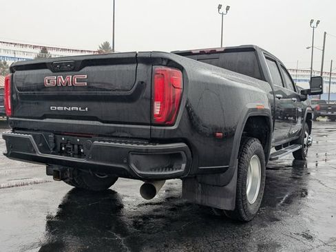 Used 2020 GMC Sierra 3500 Denali w/ Technology Package image 7