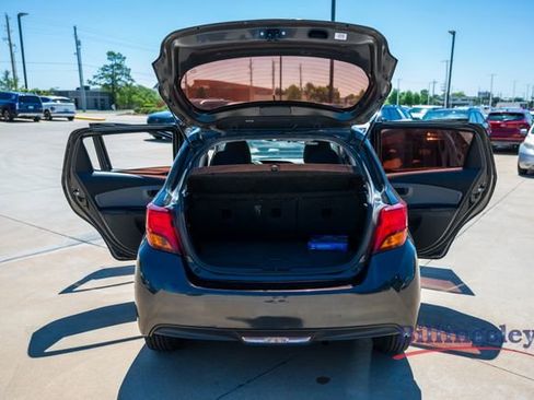 Used 2015 Toyota Yaris L FWD image 17