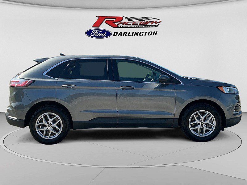 Used 2024 Ford Edge SEL AWD/4WD image 6