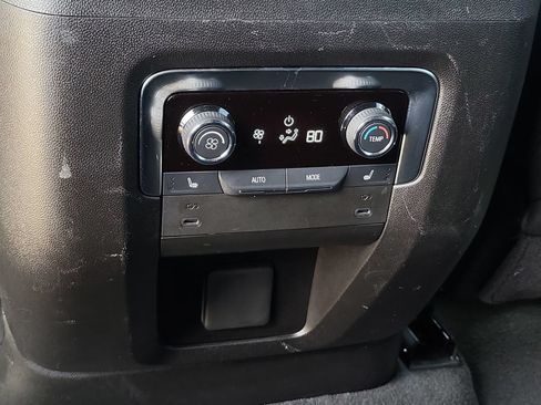 Certified 2025 Chevrolet Suburban Premier AWD/4WD image 20