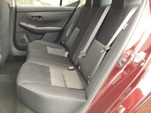 Used 2025 Nissan Sentra SV FWD image 14