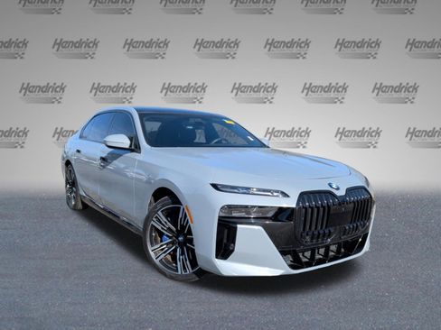 Certified 2023 BMW 740i 740i w/ Executive Package image 2