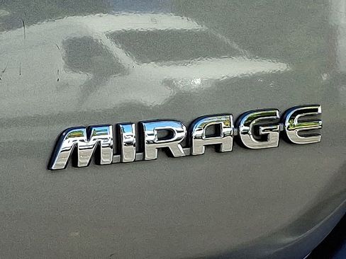 Used 2018 Mitsubishi Mirage ES image 29