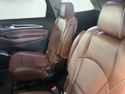 Used 2019 Buick Enclave Avenir w/ Avenir Technology Package AWD/4WD image 27