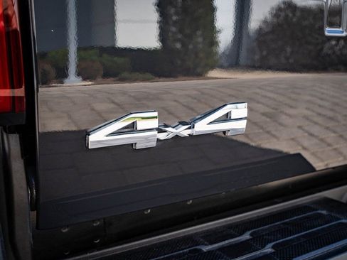 Used 2025 Toyota Tacoma SR5 image 18