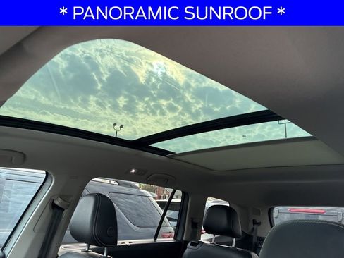 Used 2021 Volkswagen Atlas SEL Premium image 8