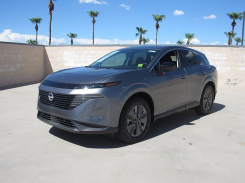 Used 2025 Nissan Murano SL AWD/4WD image 1
