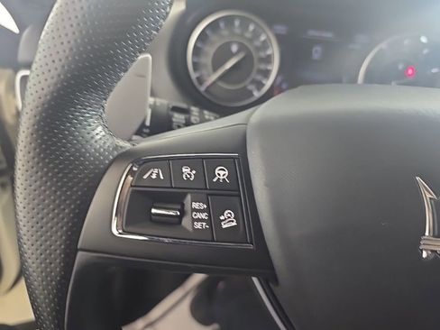 Used 2024 Maserati Levante GT Ultima image 12