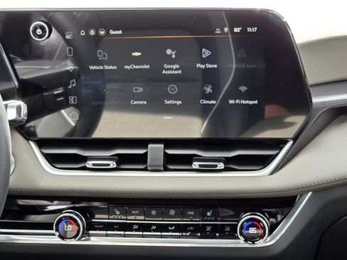 New 2026 Chevrolet Equinox LT w/ Convenience Package II image 8