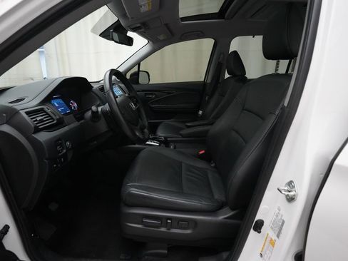 Certified 2021 Honda Pilot Touring image 7