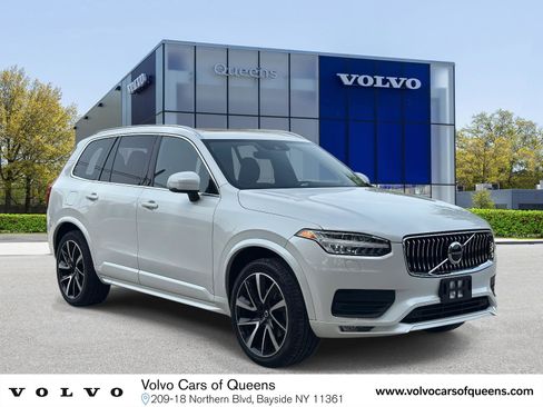 Certified 2022 Volvo XC90 T6 Momentum w/ Climate Package image 1