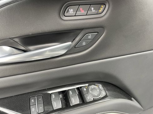 Used 2024 Cadillac Escalade Sport w/ LPO, ONYX Package image 11