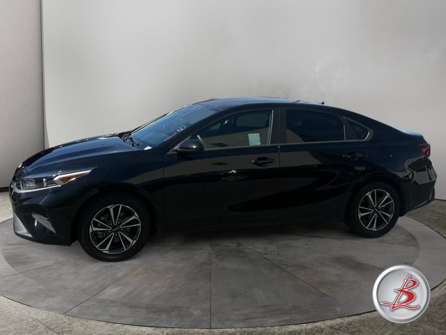 Used 2023 Kia Forte LXS FWD image 4