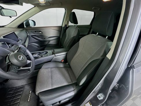 Used 2023 Nissan Rogue SV image 13