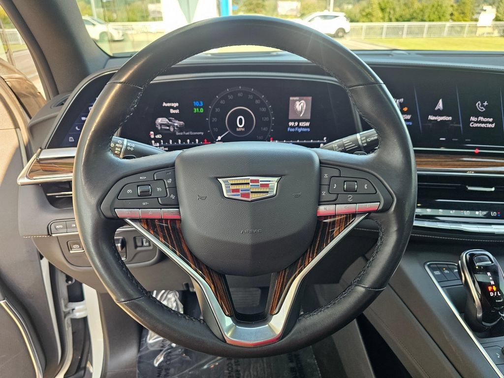 Used 2021 Cadillac Escalade Premium Luxury w/ Driver Assist Tech Package AWD/4WD image 28