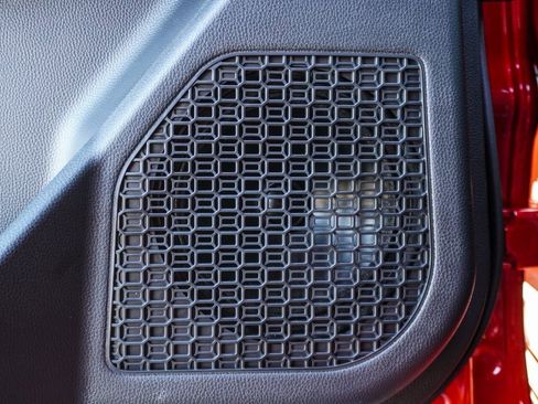 Used 2025 Toyota Tacoma Limited image 10