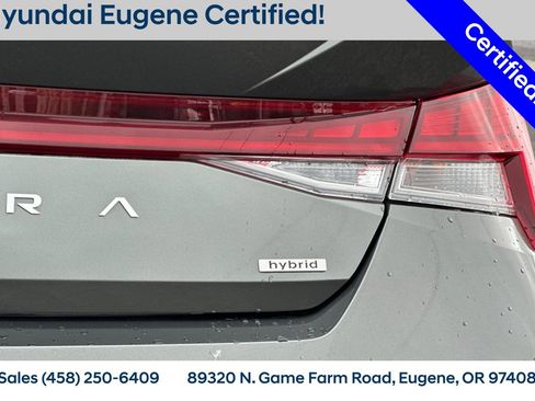 Used 2025 Hyundai Elantra SEL image 36