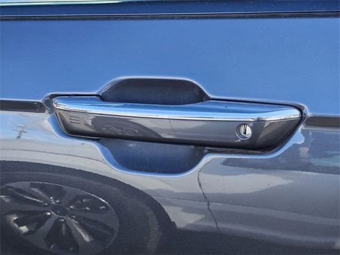 Used 2022 Jeep Grand Cherokee L Overland w/ Luxury Tech Group IV image 8