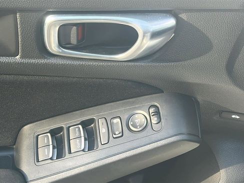 Used 2023 Honda Civic Sport image 16