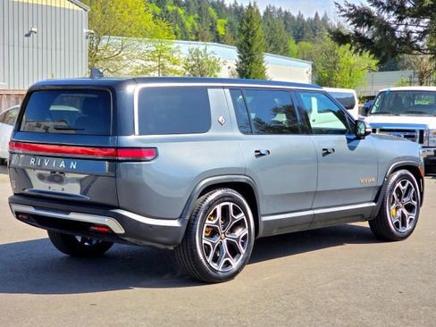 Used 2022 Rivian R1S Launch Edition AWD/4WD image 9