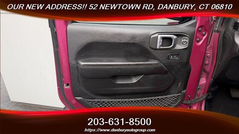 Used 2021 Jeep Wrangler Unlimited Rubicon AWD/4WD image 11