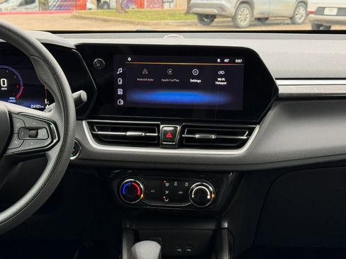 Used 2025 Chevrolet TrailBlazer LT image 18