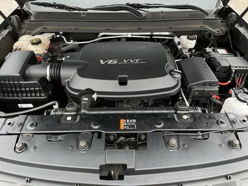 Used 2022 Chevrolet Colorado Z71 w/ Z71 Midnight Edition image 27