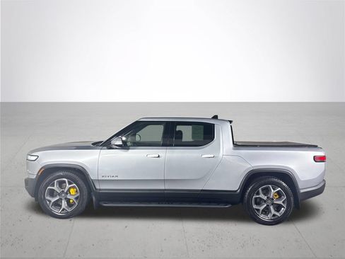 Used 2023 Rivian R1T Adventure AWD/4WD image 9