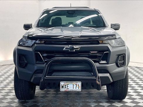 Used 2023 Chevrolet Colorado Trail Boss AWD/4WD image 2