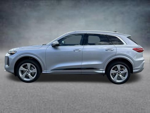 Used 2026 Audi Q5 Premium Plus AWD/4WD image 2