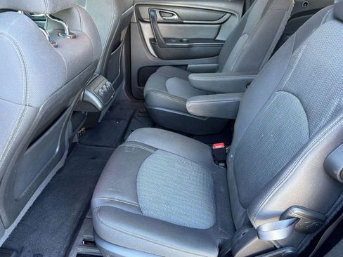 Used 2016 Chevrolet Traverse LT FWD image 23