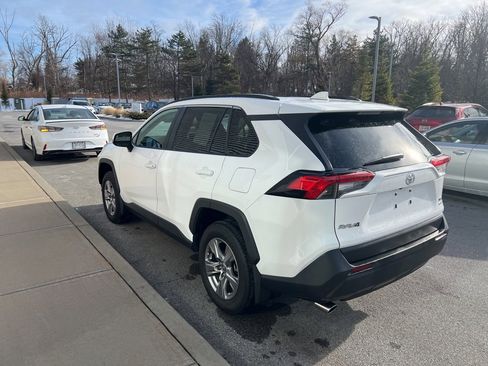 Used 2024 Toyota RAV4 XLE image 38