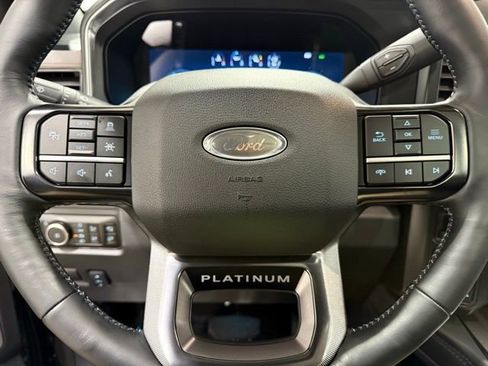Used 2026 Ford F450 Platinum w/ FX4 Off-Road Package image 47