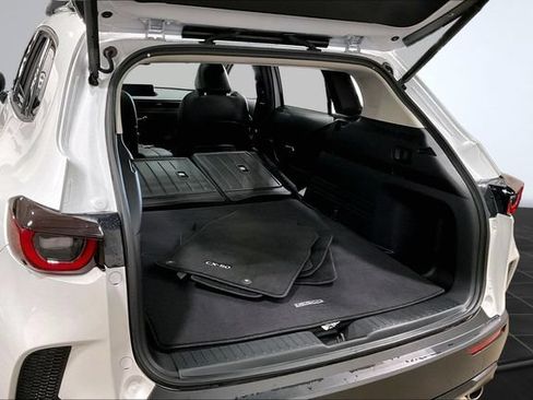 Used 2024 MAZDA CX-50 AWD 2.5 S w/ Cargo Package image 32