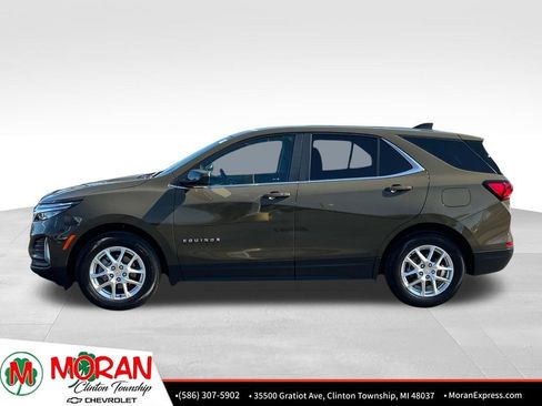 Certified 2024 Chevrolet Equinox LT FWD image 3