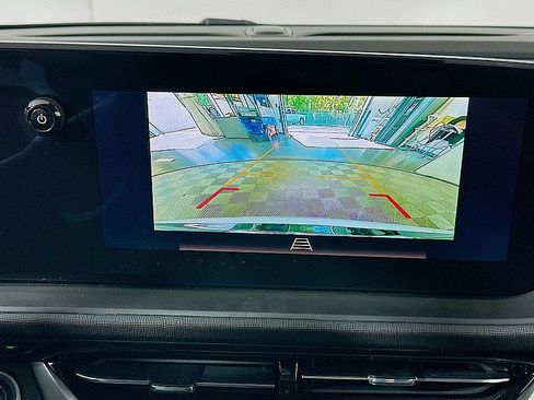 Used 2024 Buick Envista Sport Touring w/ Convenience I Package image 16