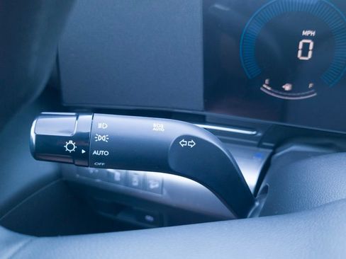 New 2027 Hyundai Kona SE FWD image 30