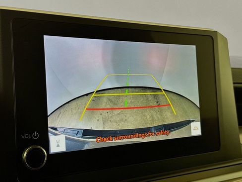 Certified 2024 Toyota Tacoma SR5 image 15