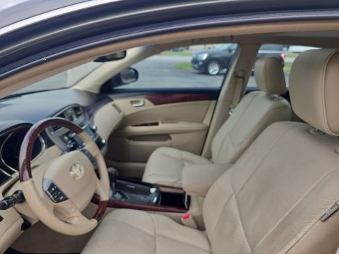 Used 2011 Toyota Avalon Limited FWD image 10