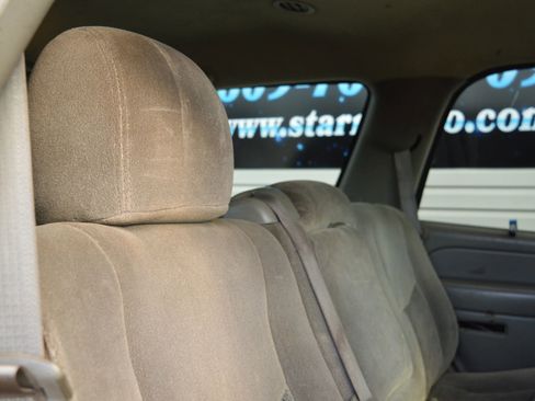 Used 2005 Chevrolet Tahoe LS image 24