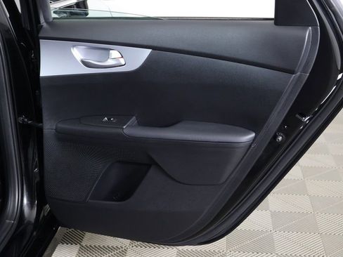 Used 2024 Kia Forte LXS w/ LXS Technology Package FWD image 24
