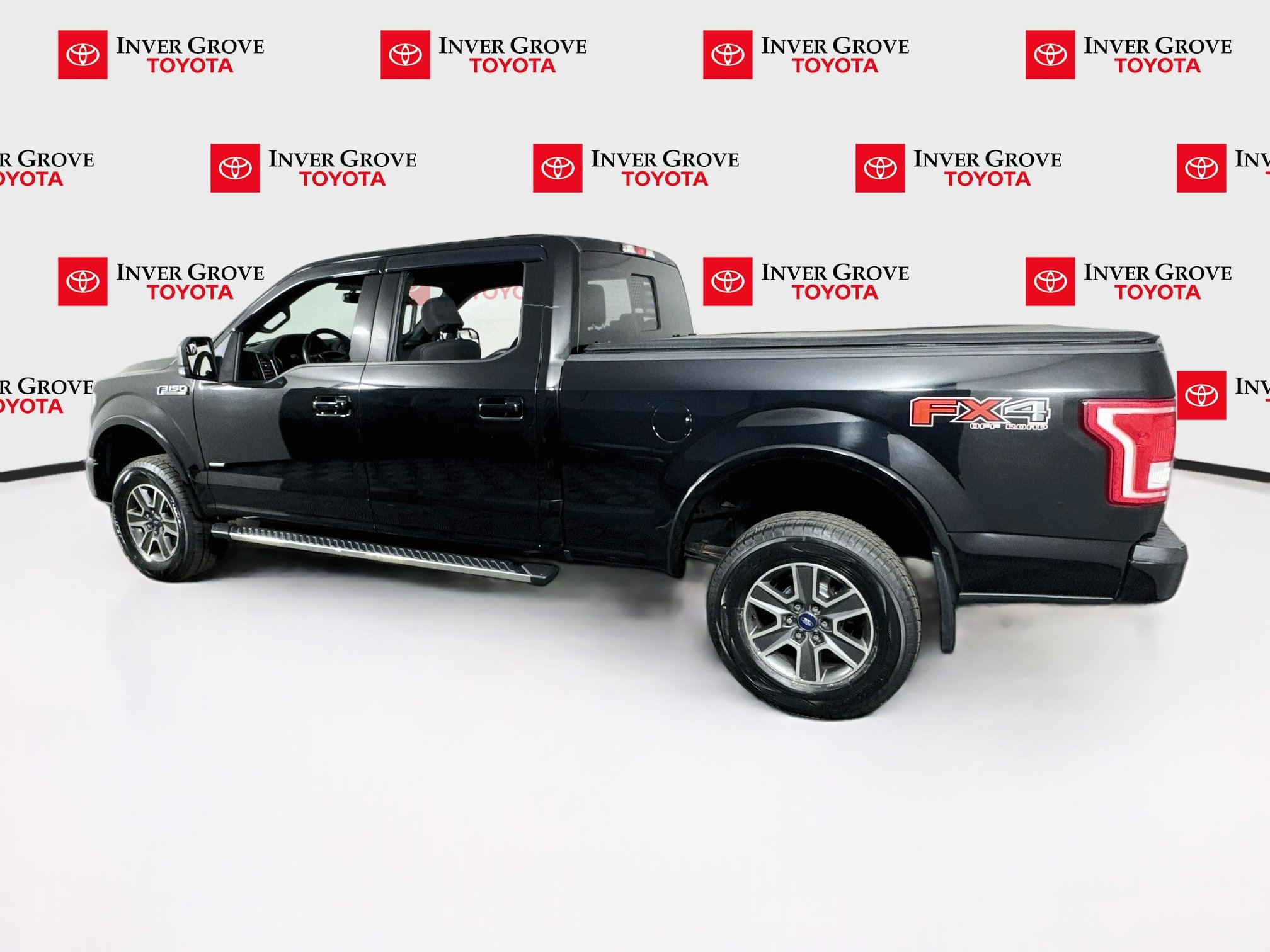 Used 2016 Ford F150 XLT w/ Equipment Group 302A Luxury AWD/4WD image 7