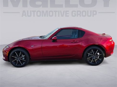 Used 2025 MAZDA MX-5 Miata RF Grand Touring image 2
