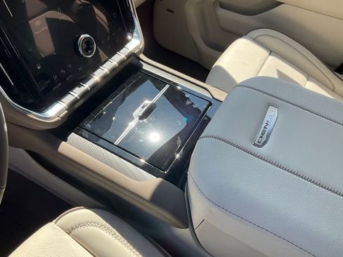 New 2026 GMC Yukon Denali w/ Denali Reserve Package image 13