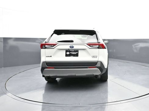 Used 2022 Toyota RAV4 Limited w/ Limited Grade Weather Package AWD/4WD image 3