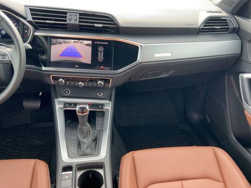 Certified 2025 Audi Q3 2.0T Premium w/ Convenience Package image 26